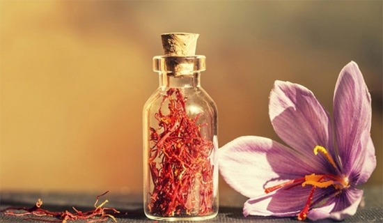 Nhụy hoa nghệ tây Saffron có công dụng gì? Uống thế nào?